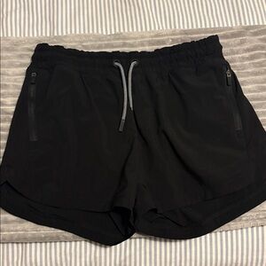 Black athleta girl shorts